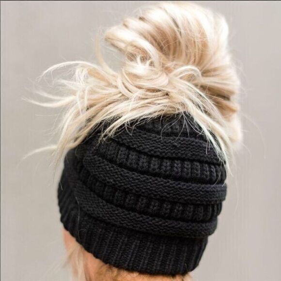 CC  Messy bun ! Ponytail Beanie Hat Cutest - Picture 2 of 16